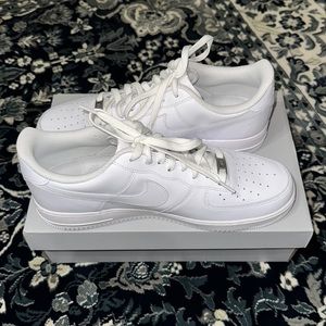 NIKE Air Force 1 ‘07